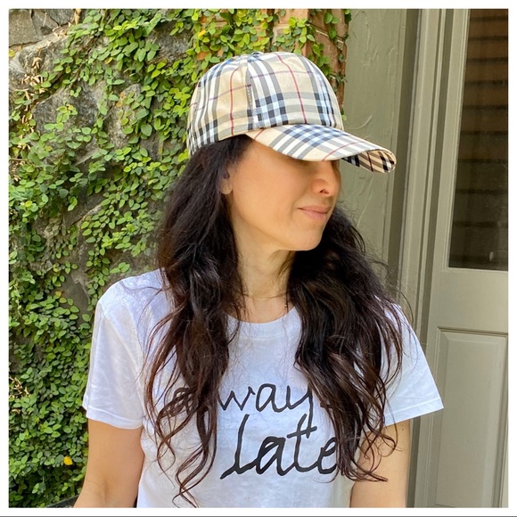 FABULOUS PLAID PRINT CAP - Picture 3 of 7